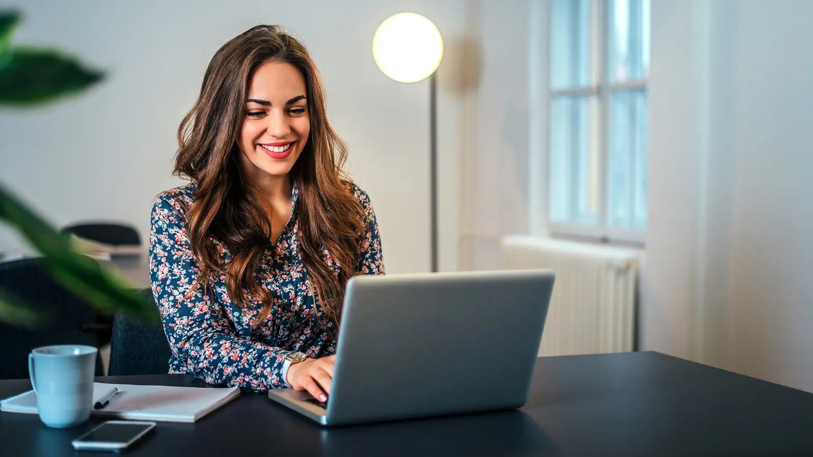How to Write a Job Ad That Gets Applicants (Free Template)