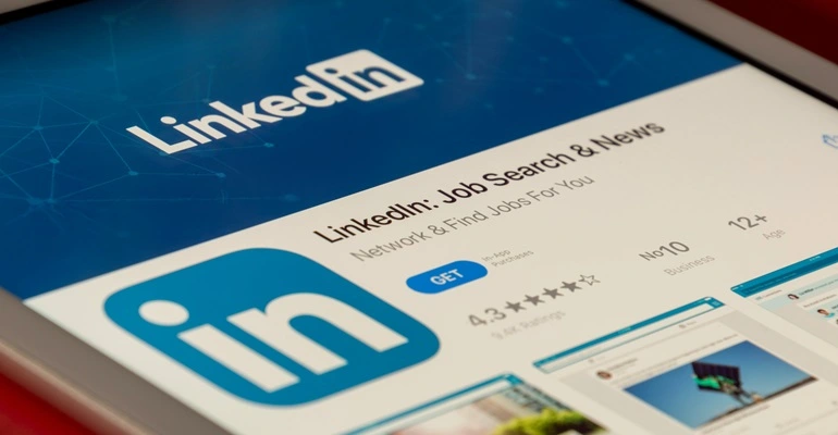 How to Optimize Your LinkedIn Profile for Effective Networking Learn how to optimize your LinkedIn profile with our easy-to-follow guide. Enhance networking and professional visibility effectively.